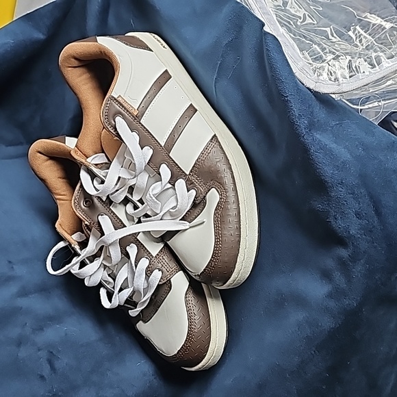 Brand new Kustom Skateboard shoes - Picture 3 of 4